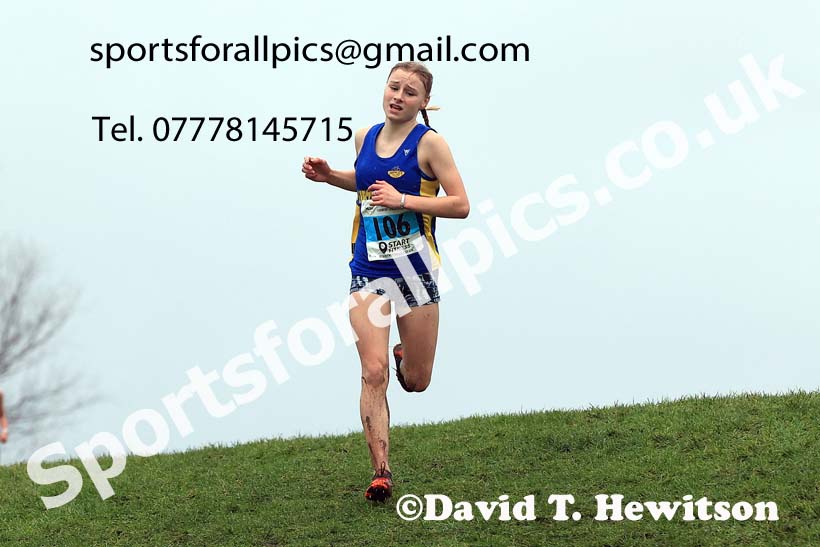 Girls under-13s 2023 North Eastern Cross Country Champs., Temple Park, South Shields. Photo: David T. Hewitson/Sports for All Pics